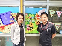 2人の職員